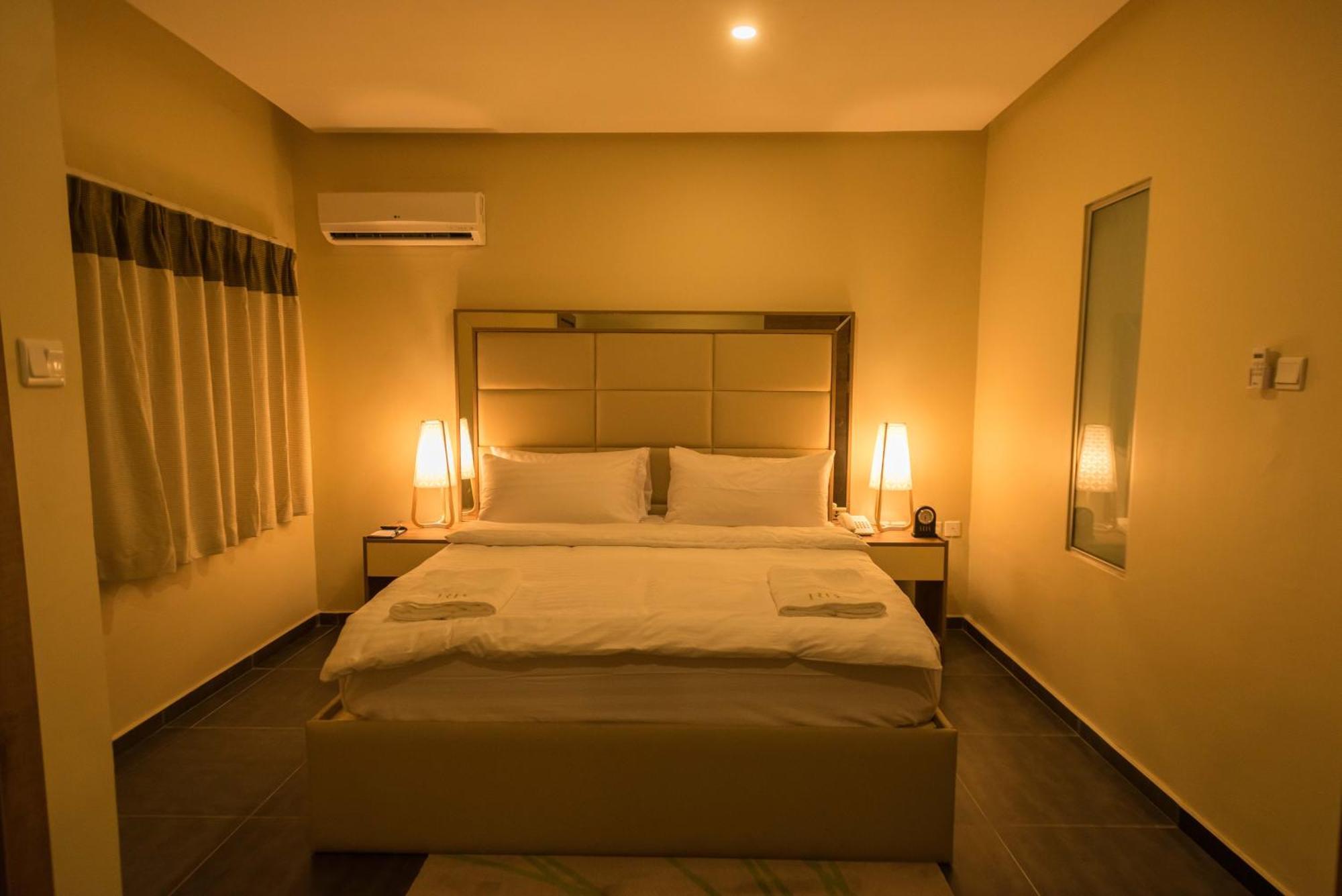 Iris Hotel Wuse 2 Abuja Exterior foto